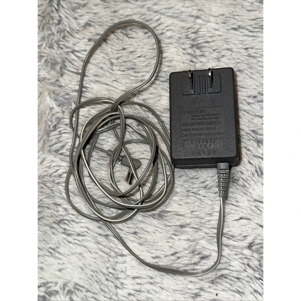 AC Adapter Power Supply E165832 5P61 Gray Wall Plug Charger Cable